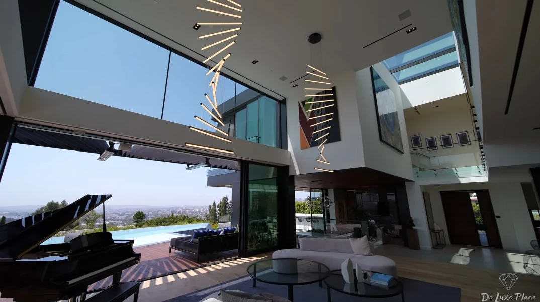 59 Interior Photos vs. 1250 Hilldale Ave, Los Angeles, CA Ultra Luxury Modern Mansion Tour
