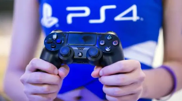 متجر PS4 يتيح جهاز بسعر مغري جداً و حشود من اللاعبين تجتمع للحصول عليه 
