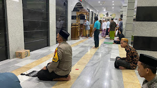 Safari Ramadhan, Kapolres AKBP Kadarislam Sholat Tarwih bersama Masyarakat
