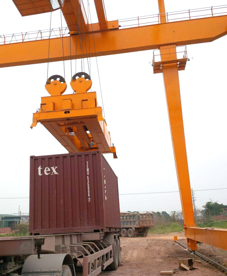 Cẩu nâng hạ CONTAINER: CẨU CONTAINER VÀ QUÁ TRÌNH NÂNG HẠ