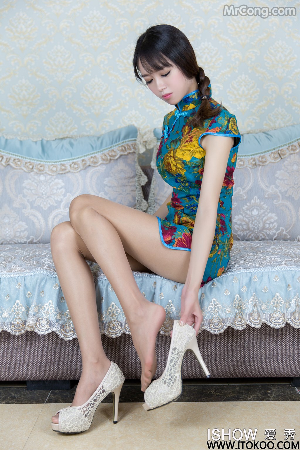 ISHOW No.087: Adela model (馨 雅) (37 photos)