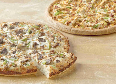 Philly Cheesesteak Pizza Returns To Papa John S Plus New Chicken Bacon Philly Pizza Brand Eating