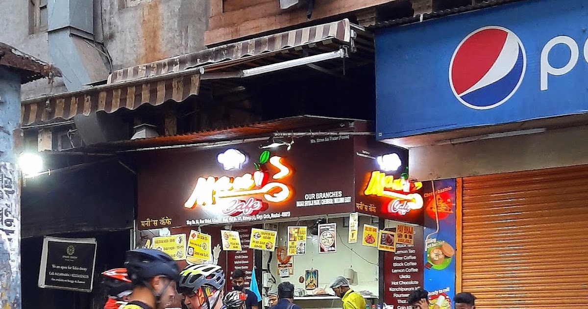 Mumbai Daily: Mani's Cafe