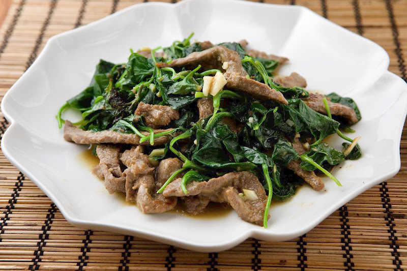 OISHII! Beef with Brazilian Spinach