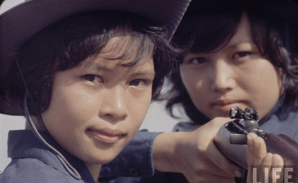Beautiful Portraits of Vietnamese Girls From the Youth of the Republic ...
