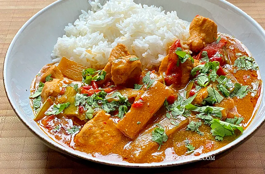 Slow Cooker Thai Red Chicken Curry