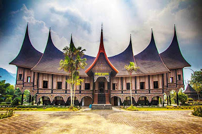 Foto Keindahan Rumah Gadang Foto Keindahan Rumah Gadang
