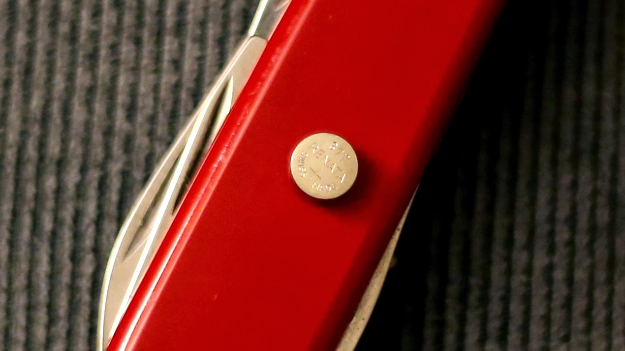 Наблюдения: Замена батарейки в часах Tissot (T049410)