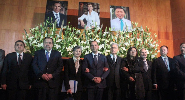 Realizan homenaje luctuoso a Martha Erika y Moreno Valle en el CEN del PAN