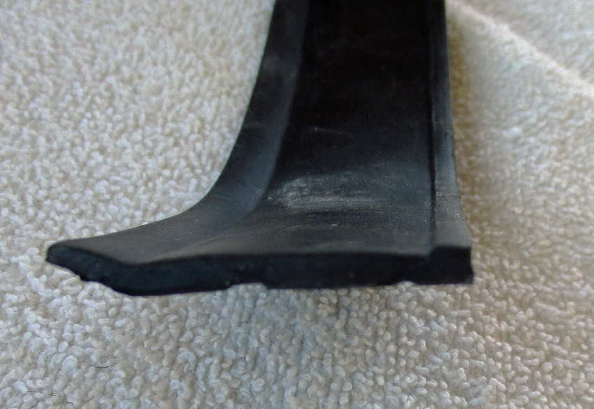 Texas Tailfin Resurrection Roof Rail Gasket