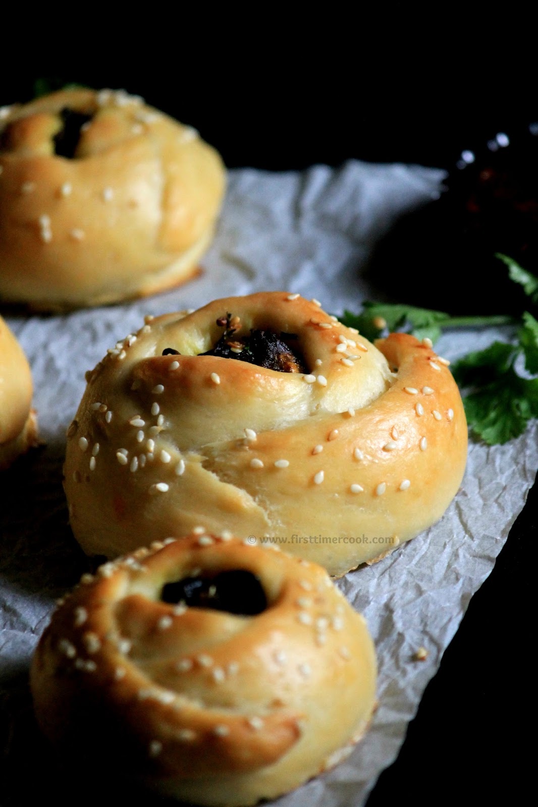 First Timer Cook Rose Buns with Stuffed Mushroom Rose Bread with