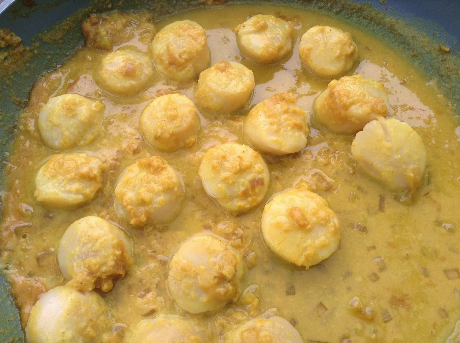 Mes petits rendezvous gourmands Noix de SaintJacques sauce échalote et crème de coco