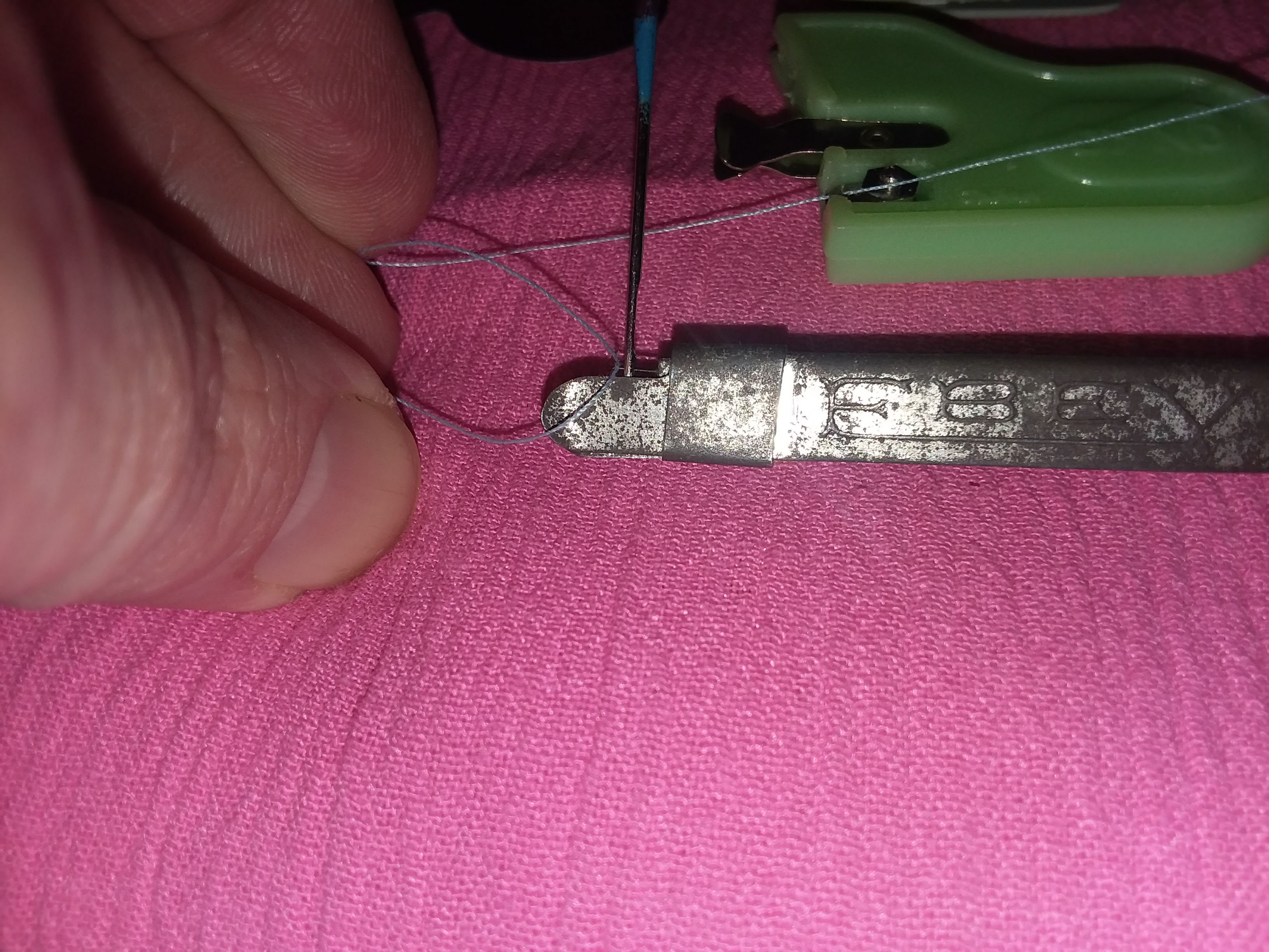Needle Threaders Needle Insertion Tools & Sewing Helps