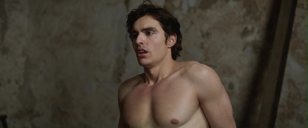 Nude dave franco デイヴ・フランコ