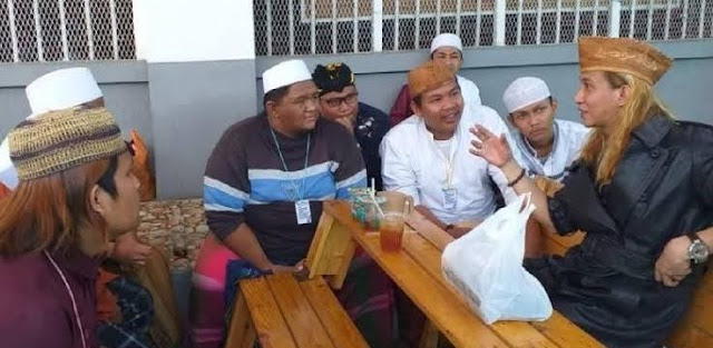 Habib Bahar Mengubah Lapas Cibinong Seperti 'Pesantren' Habib Bahar Mengubah Lapas Cibinong Seperti 'Pesantren'