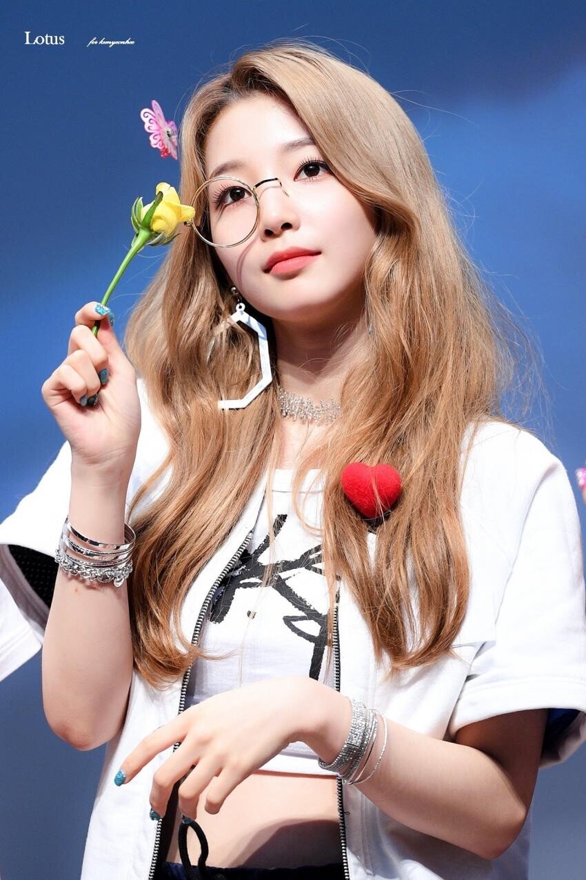 덕후들 사이에서 반응 좋은 신인 걸그룹 멤버 | 인스티즈