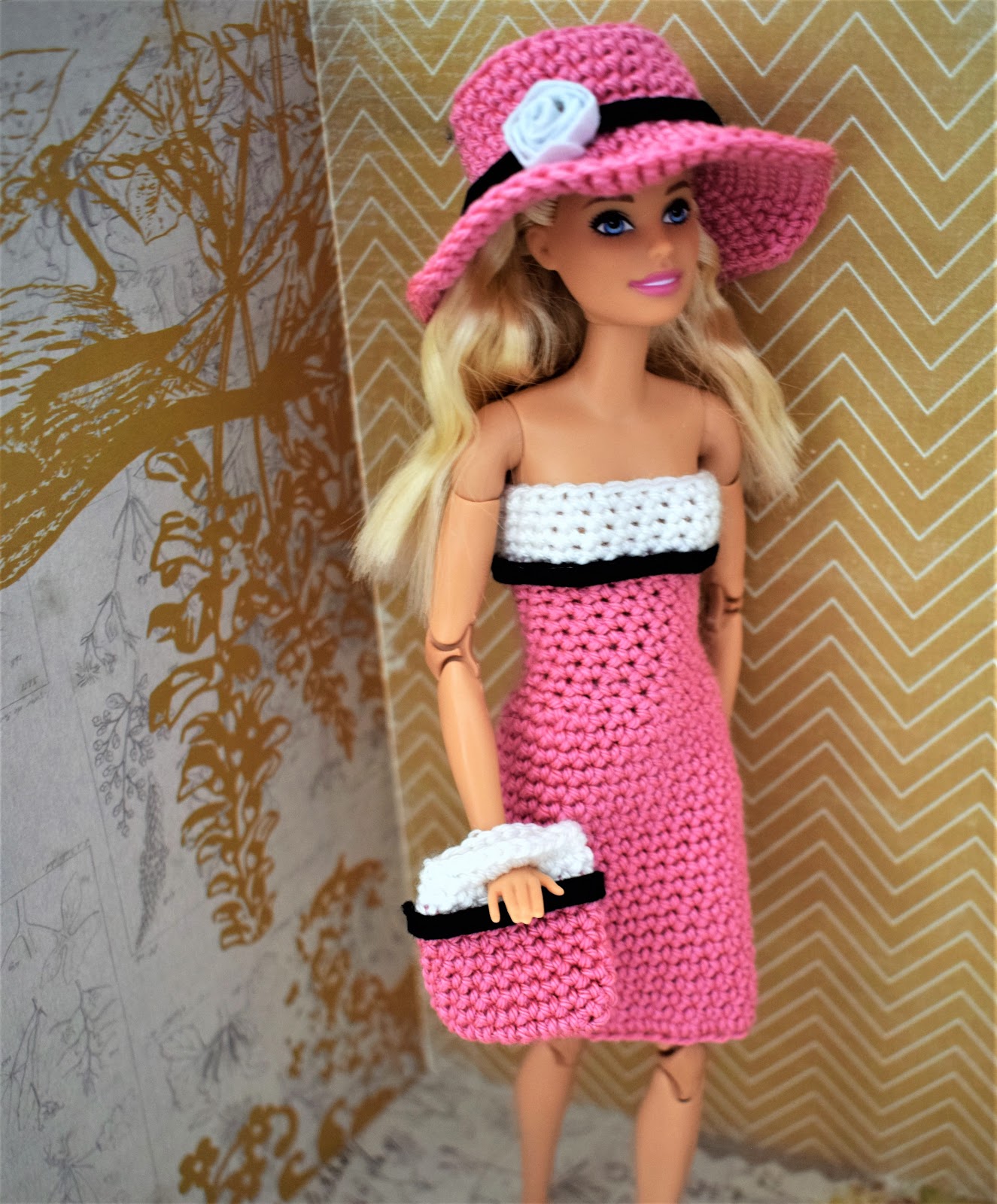 ropita de barbie a crochet