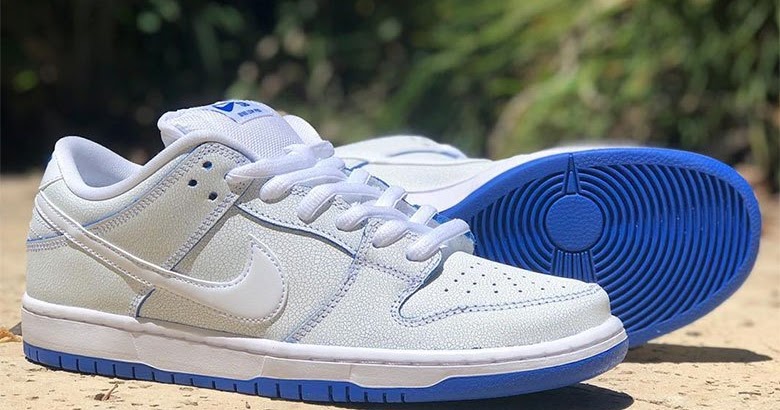 nike dunk low porcelain