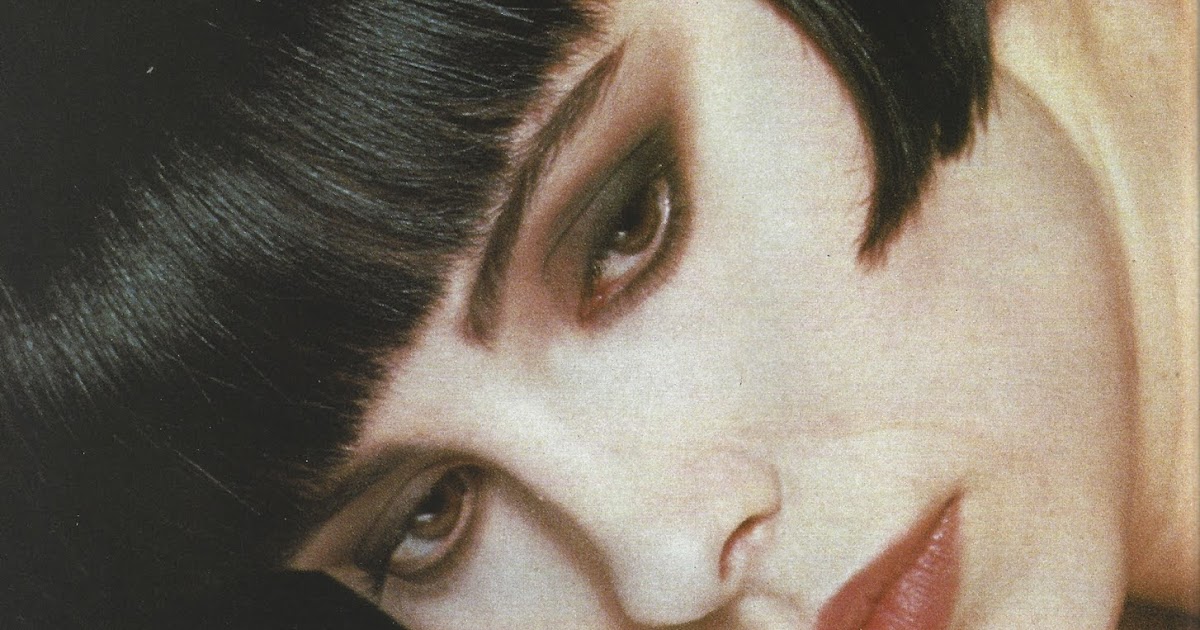 Movie Star 90s: Mathilda May - Naked Tango