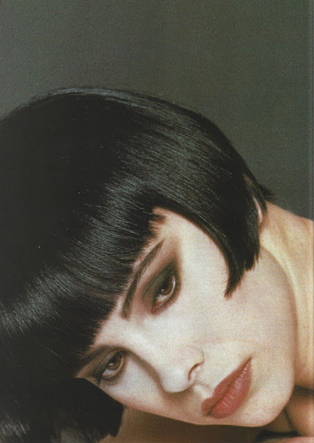 Movie Star 90s: Mathilda May - Naked Tango