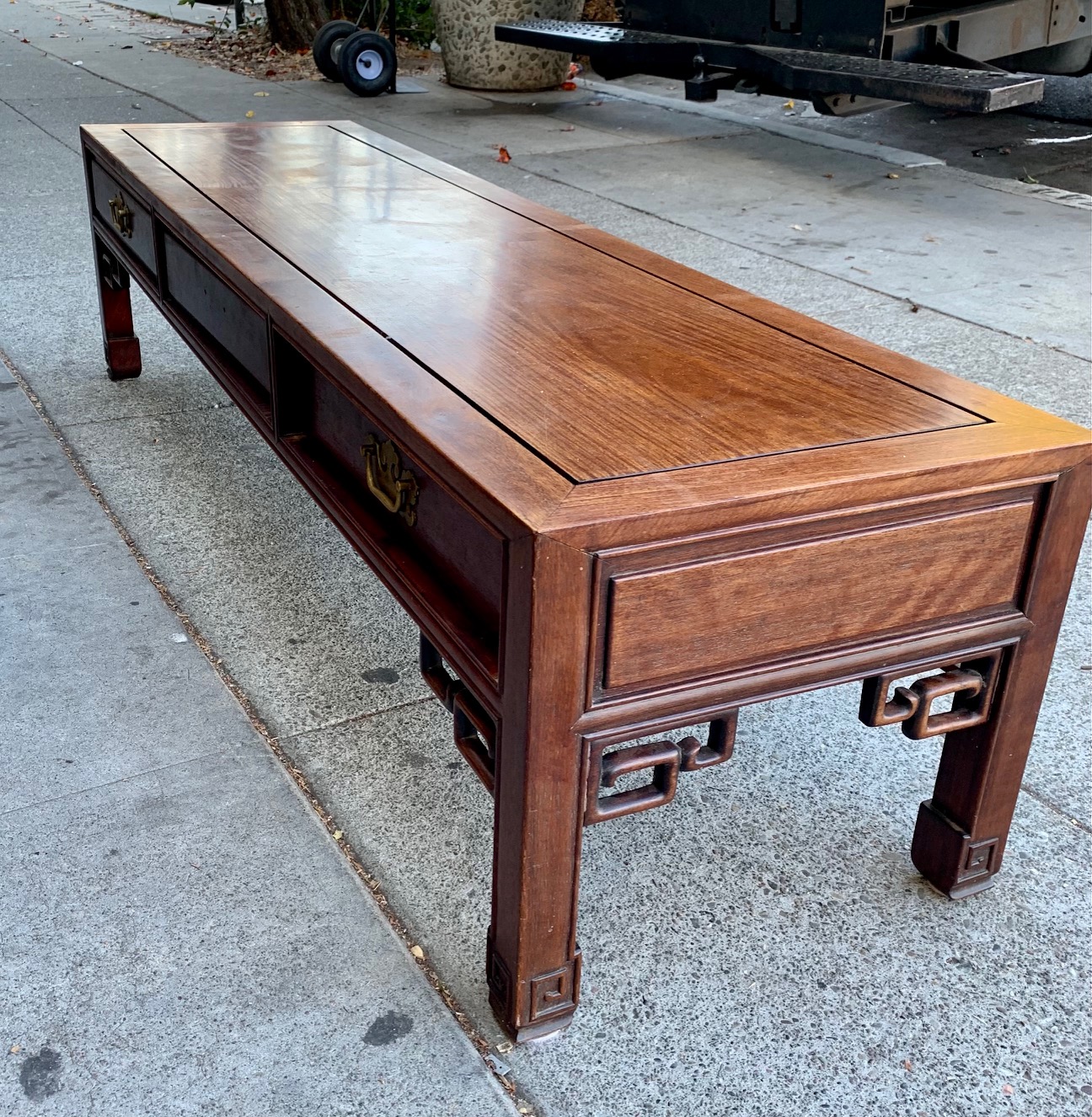 UHURU FURNITURE & COLLECTIBLES SOLD 101352 Vintage Asian Coffee Table