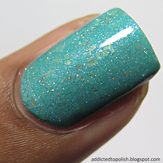 dreamland lacquer eggcite mint