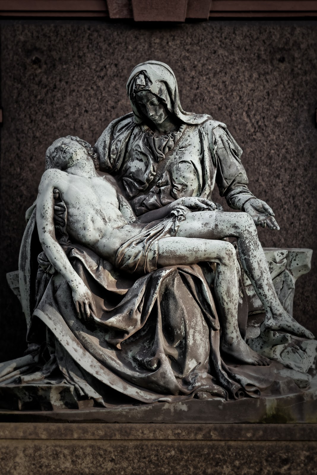 Stories Aktuell Kunstakademie Dusseldorf Ladt Ein Zum Rundgang 2013