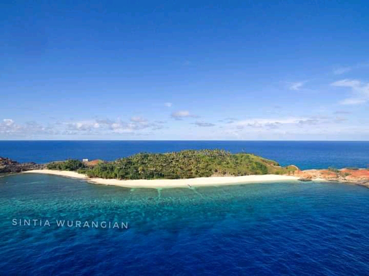 Potensi Wisata 'Pulau Buang' Nusa Tabukan Ternyata Tak Kalah Indahnya