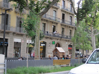 Pocket park for children in Barcelona