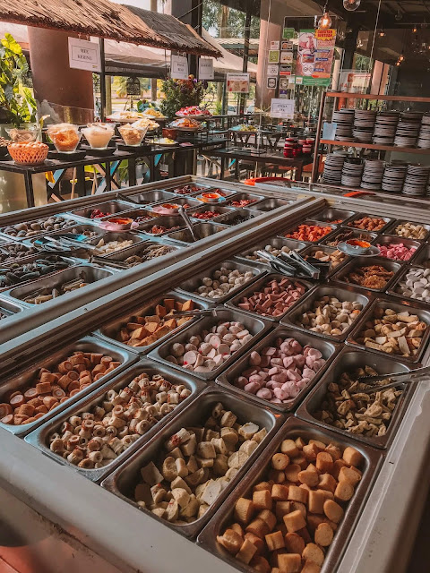 D'Kayangan Steamboat BBQ Buffet Tempat Makan Stimbot Sedap Di Shah Alam Pilihan makanan D'Kayangan Steamboat BBQ Buffet Tempat Makan Stimbot Sedap Di Shah Alam
