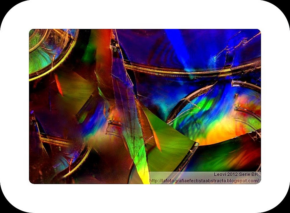 Foto Abstracta 3065 Los bordes que separan nuestras vidas - The edges separating our lives Foto Abstracta 3065 Los bordes que separan nuestras vidas - The edges separating our lives