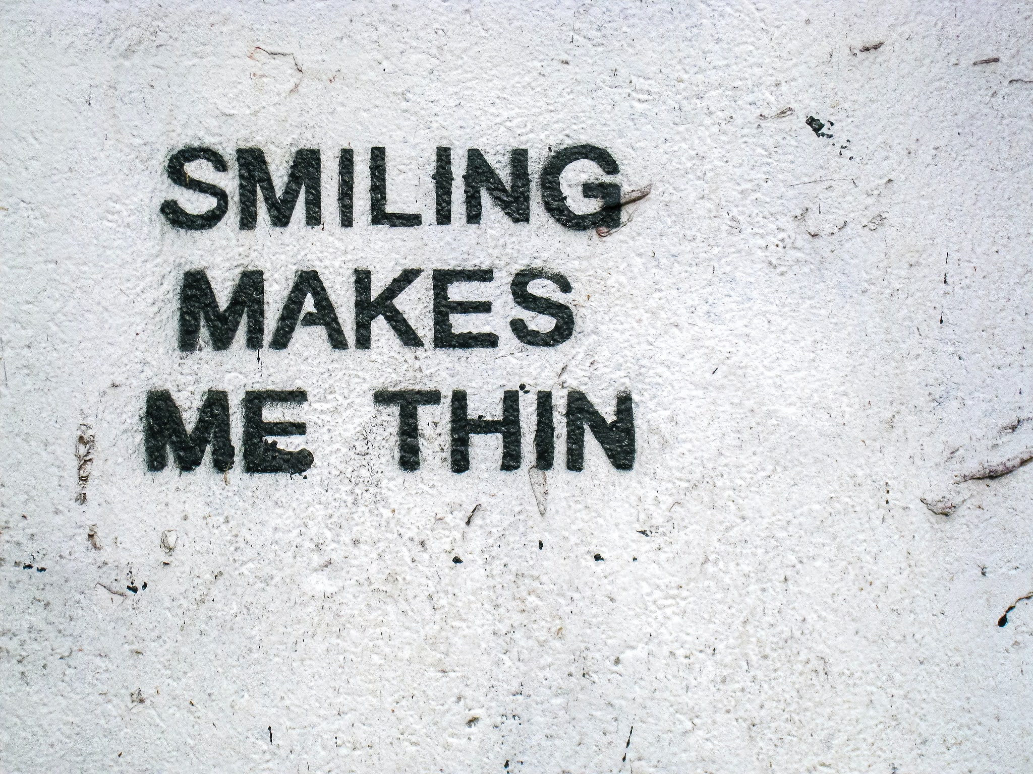 Smile makes me thin