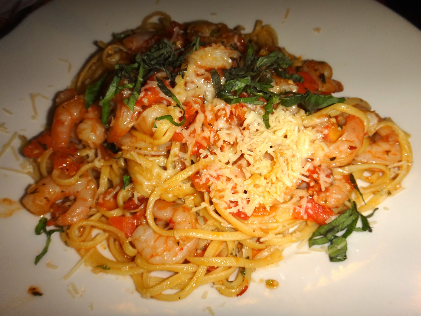 The Fashionably-Forward Foodie: Tony Roma's Waikiki