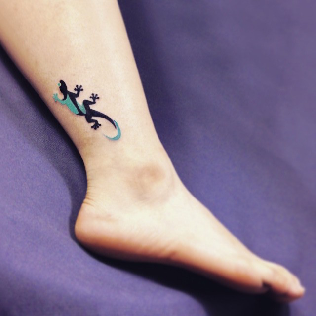 Tatuagens femininas para as pernas