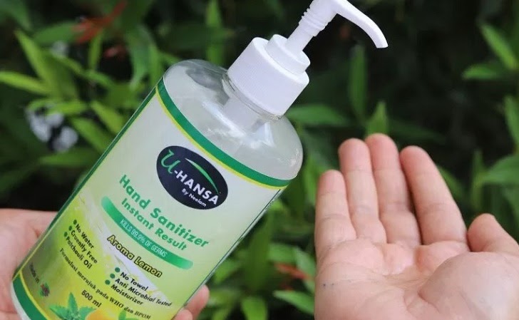 Hand sanitizer dan disinfektan yang memiliki kandungan etanol food