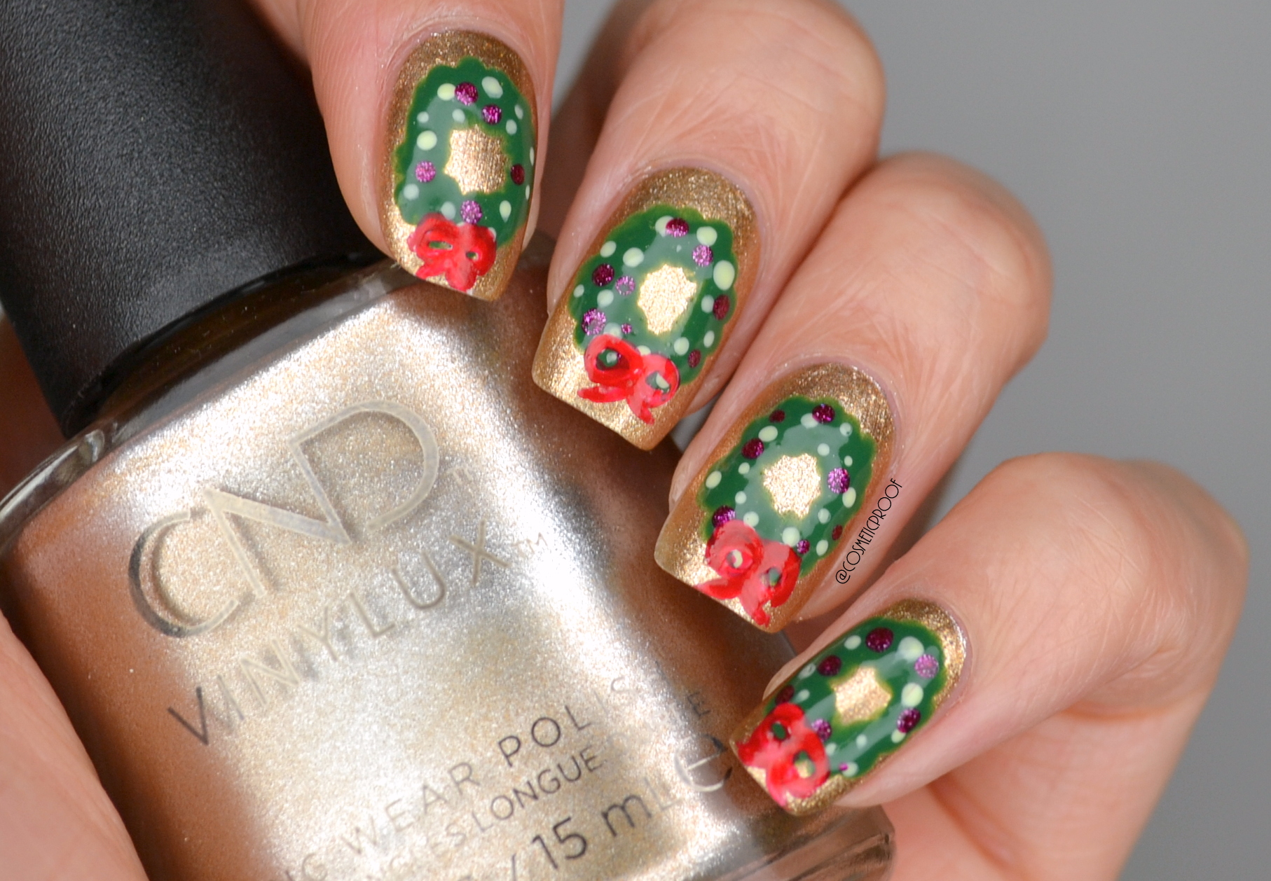 Christmas Wreath Nail Art Ideas - wide 3