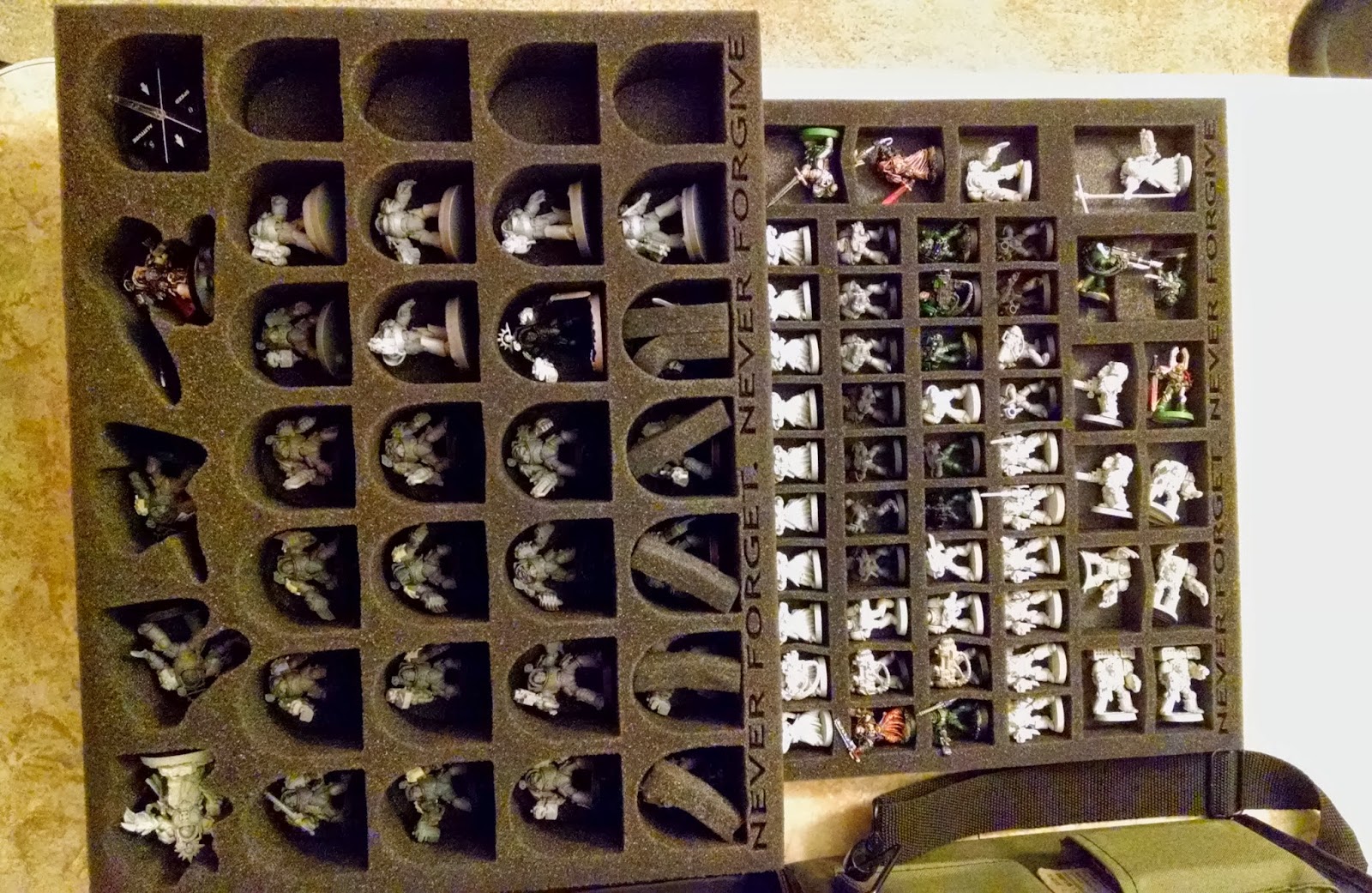 Miniature storage case w/foam, FOW, Warhammer, 40k, ACW