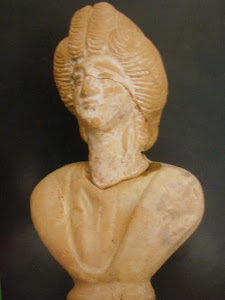 Busto de mujer (terracota romana)