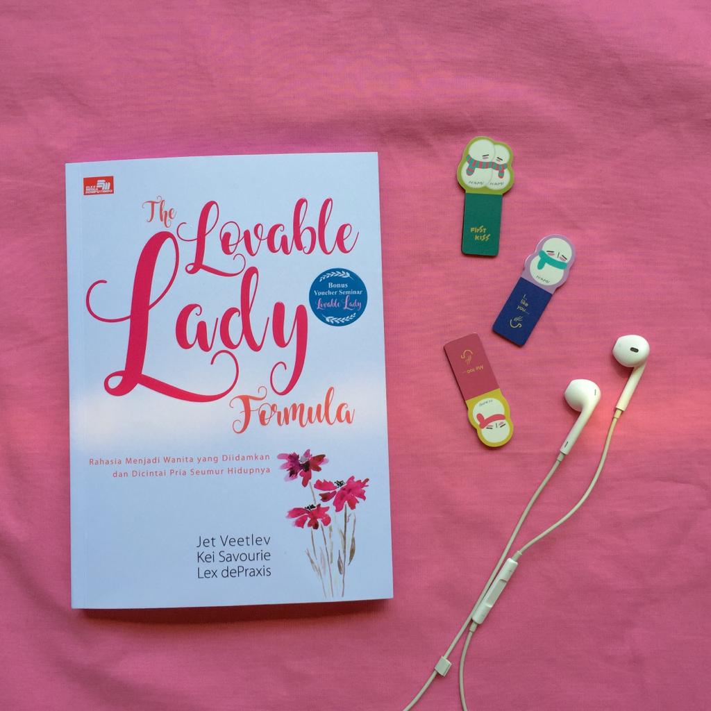Menjadi Gadis Manis Yang Dicintai Review The Lovable Lady Formula Dunia Resensi