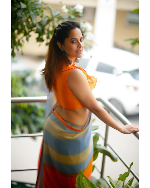 Anasuya Bharadwaj New Hot Saree Photoshoot