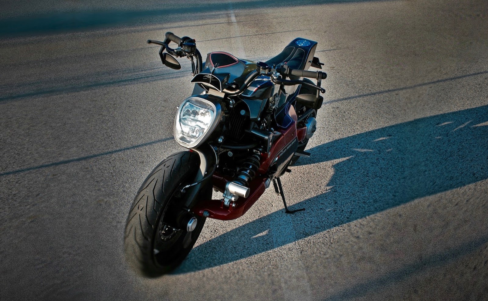Yamaha GTS 1000 Cafe Racer