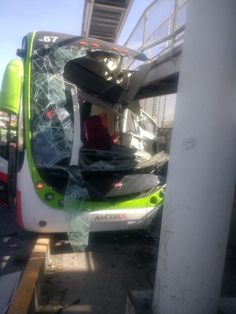 El mexiquense Hoy 22 Pasajeros lesionados en choque del Mexibús en