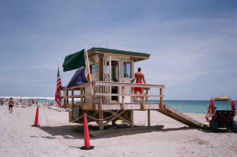 Лучшие нудистские пляжи 1