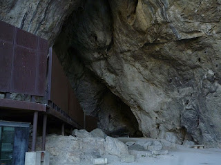 Entrada a la Grotte de Niaux