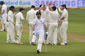 Elgar lends support to Stephen Cook ahead of Hobart Test