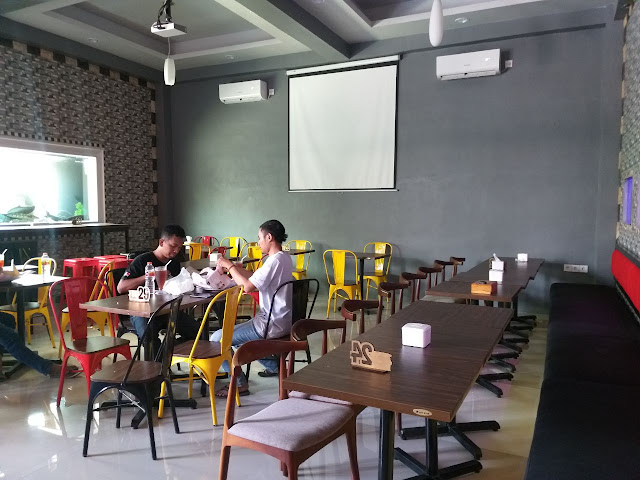 3 Points Caffe Di Bangkalan Madura Terhits