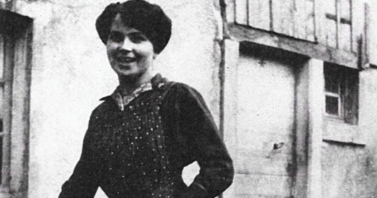 femmes Gilberte de Courgenay