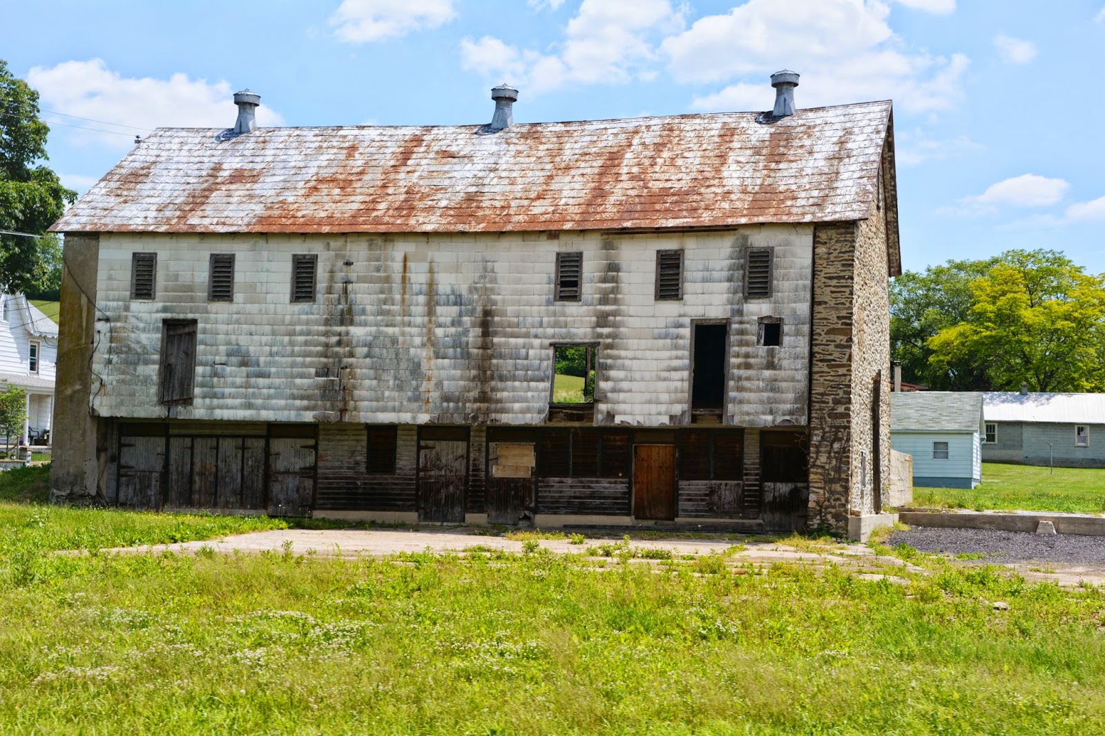 My World in Pennsylvania and Beyond Berks County Pennsylvania Barns