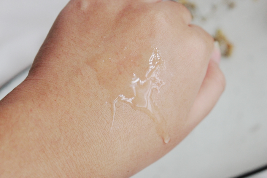 Avoskin Perfect Hydrating Treatment Essence Review | Beauty With Dummy