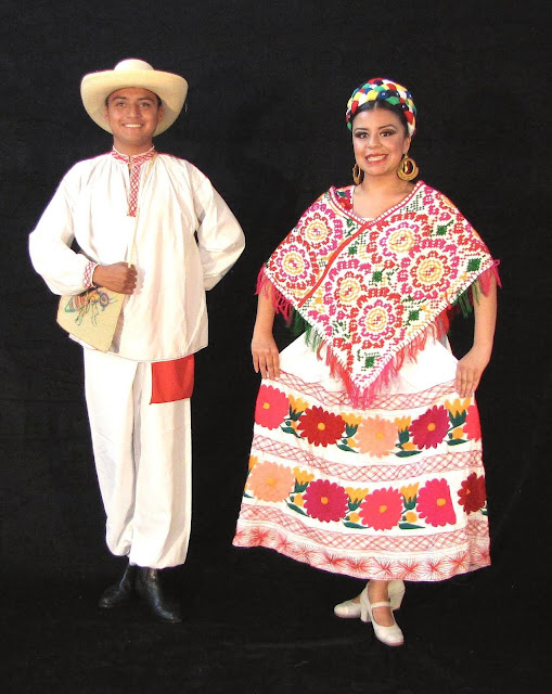 Traje típico de Hidalgo - México